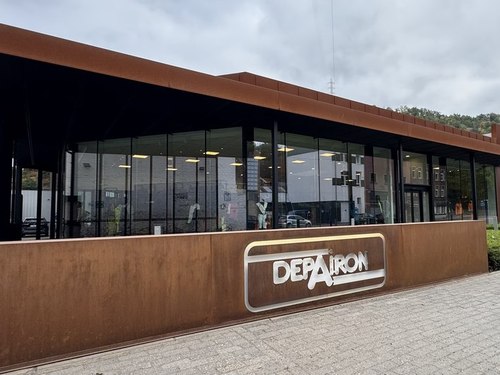 Devanture du magasin Depairon